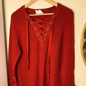 beautiful sweater, size M worn once